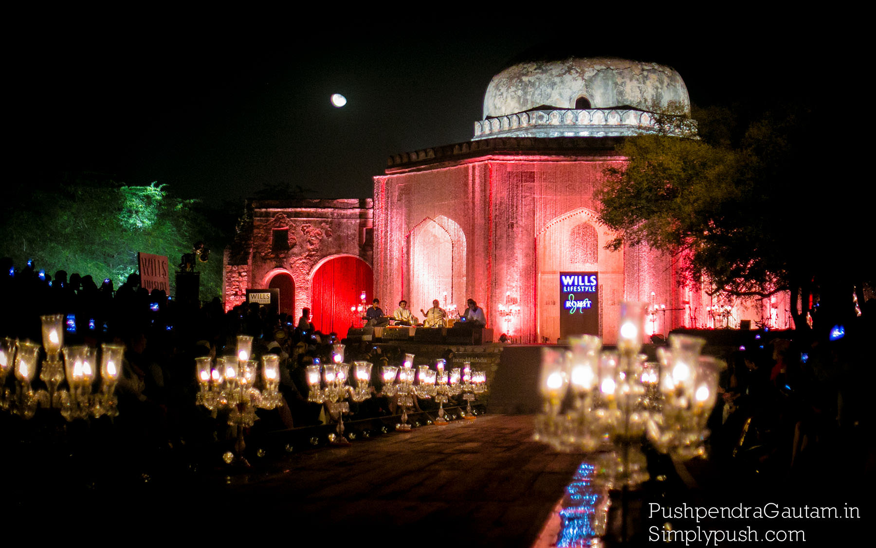 Rohit-bal-grand-finale-wifwss15-quli-khan-tomb-mehrauli-kutub-minar-show-at-wills-lifestyle-india-fashion-week-ss15-Rohit-bal-fashion-show-india-at-wills-india-fashion-week-pushpendragautam-pics-event-photographer-india